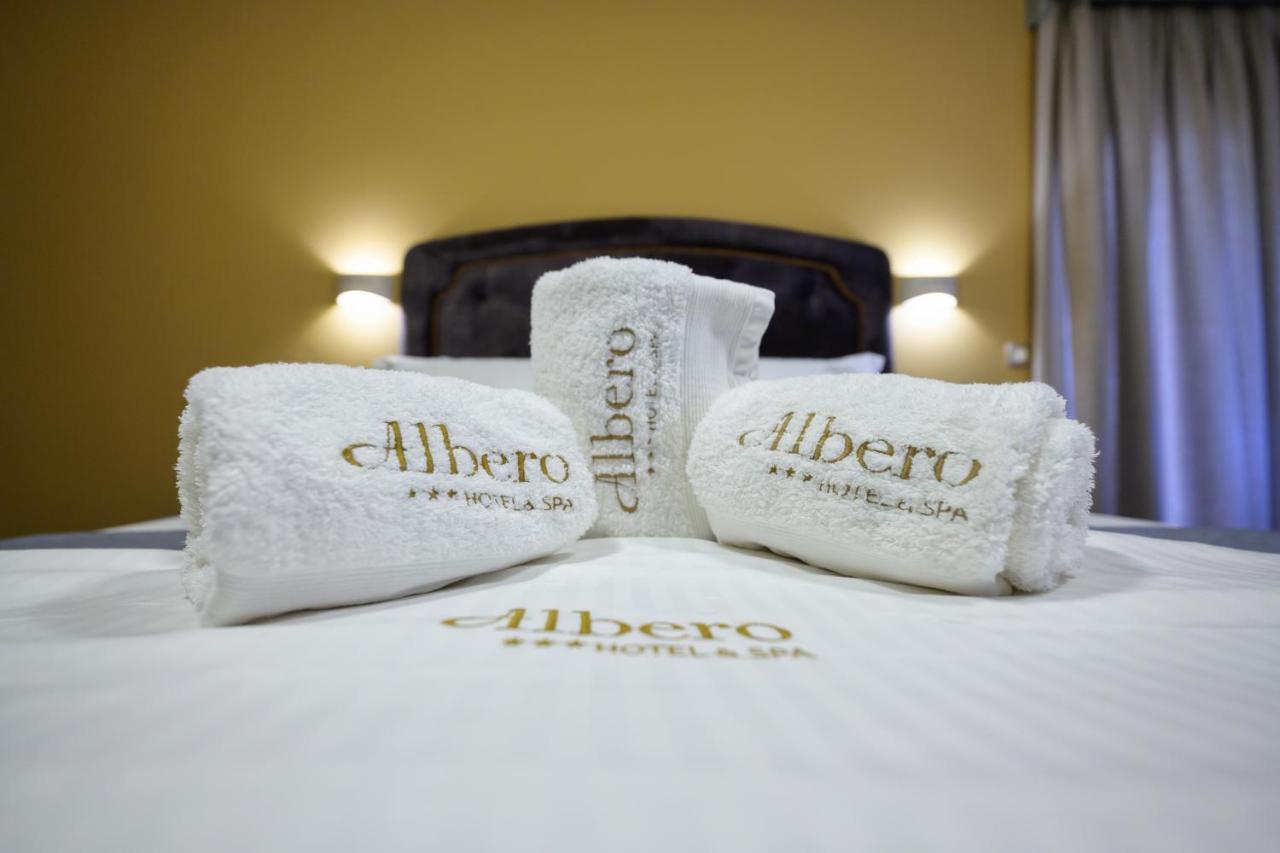 Albero Hotel Perama  Exterior photo